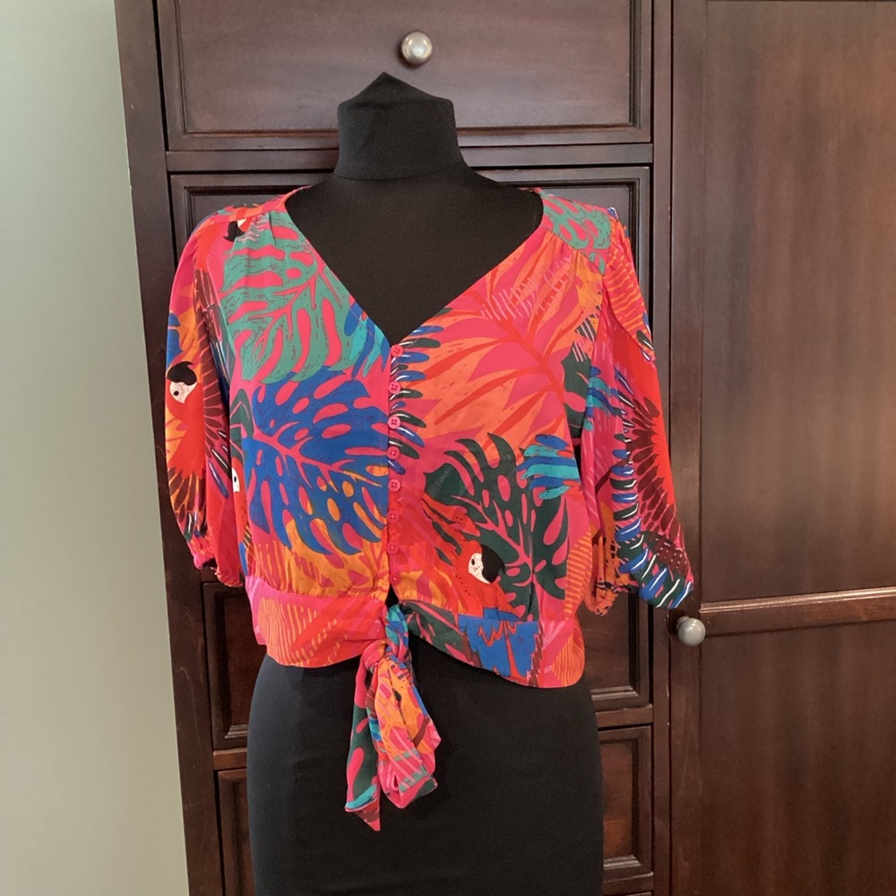 Joie Tropical Print Tie Front Top Also Use as Cardigan Like New. Cruise wear